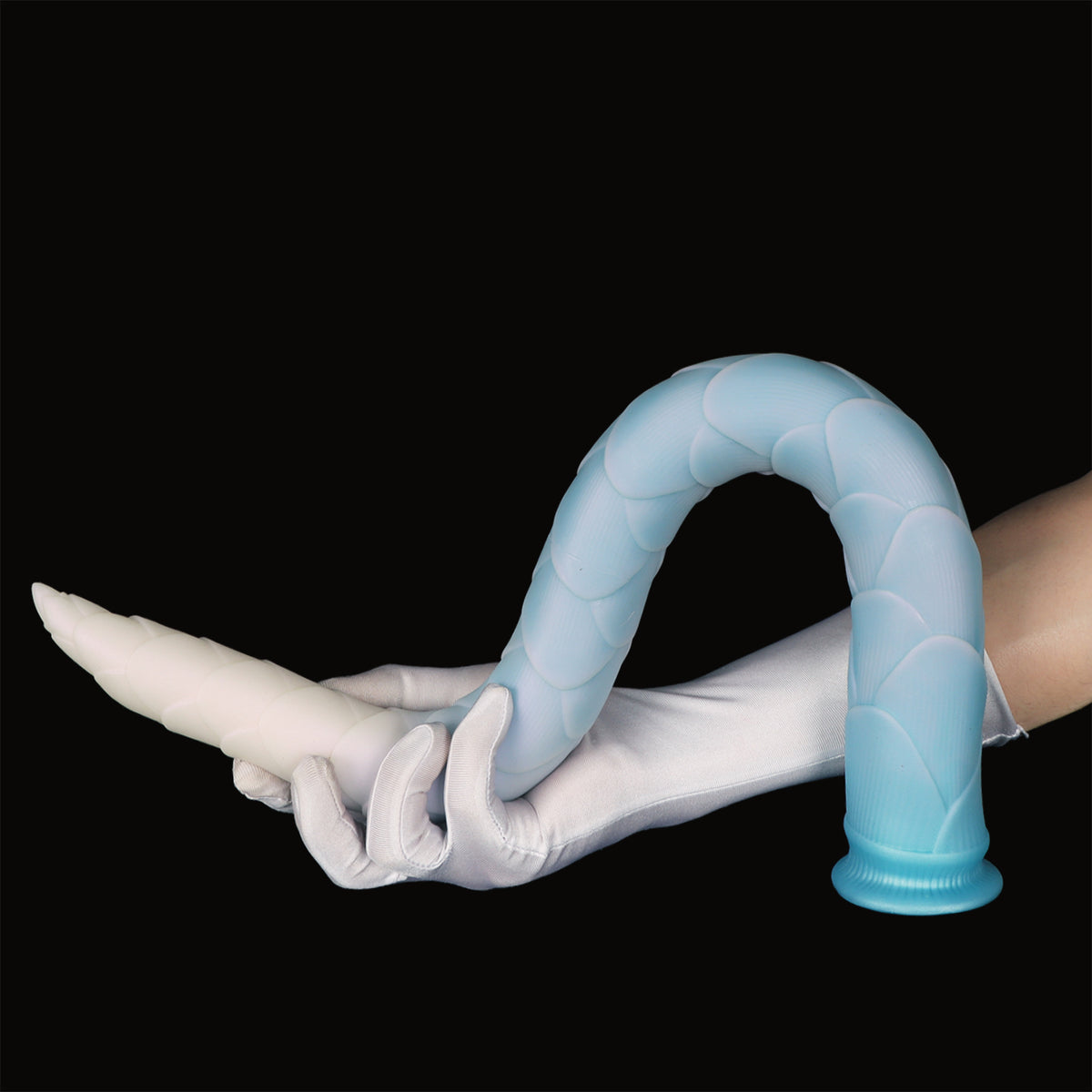 MinYn タケノコ アナルプラグ 液体シリコン 吸盤付き 混色仕様 最長60cm MinYn