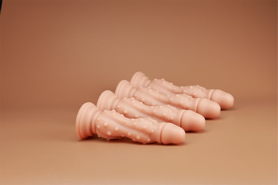 MAPARON アナルプラグ 凹凸あり イボ付き 吸盤仕様 液体シリコン 四つのサイズ - TaRiss's